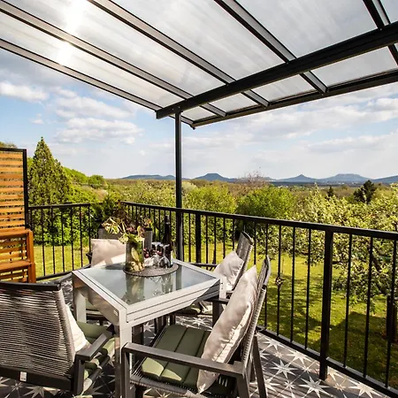 Galaxy6189 Maison d'hôtes Tapolca